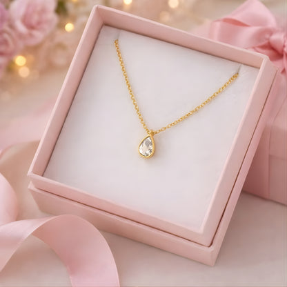 Minimal Gold Teardrop Necklace for Women | Dainty Gold Pendant Necklace | Everyday Elegant Jewelry Gift