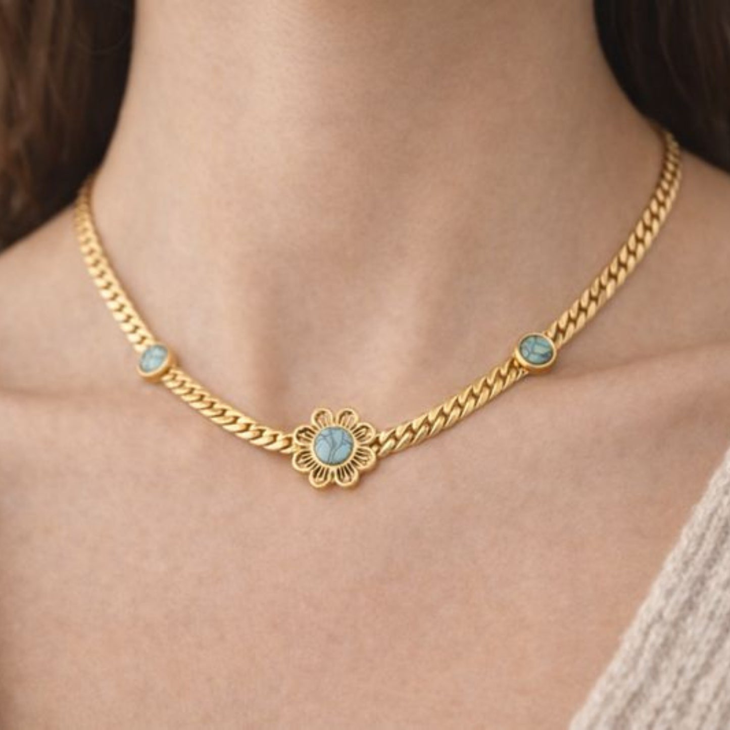 Minimal Gold Cross Necklace for Women – Simple Christian Pendant Necklace, Everyday Faith Jewelry Gift