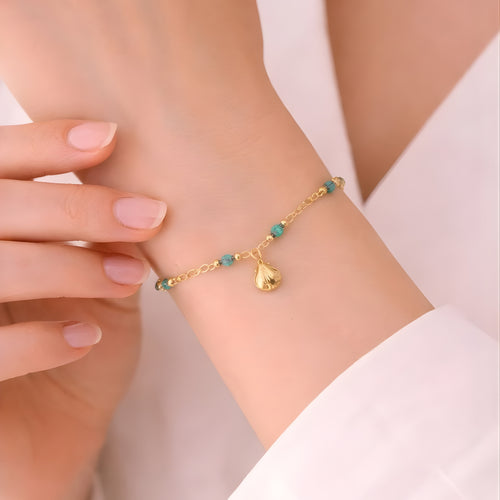Beaded Gold Necklace with Shell Charm – Turquoise Stone Chain, Minimalist Boho Jewelry for Women