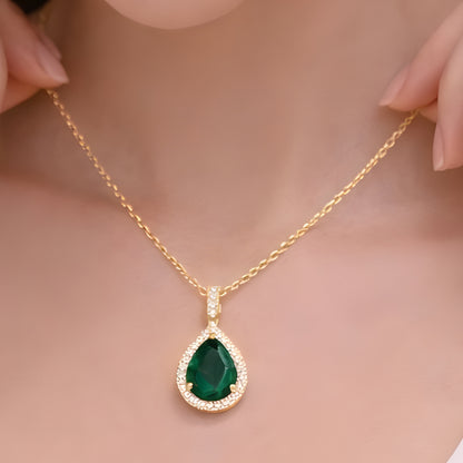 Green Stone Pendant Necklace – Minimalist Gold Color Chain, Dainty Everyday Jewelry Gift for Women