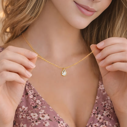 Minimal Gold Teardrop Necklace for Women | Dainty Gold Pendant Necklace | Everyday Elegant Jewelry Gift