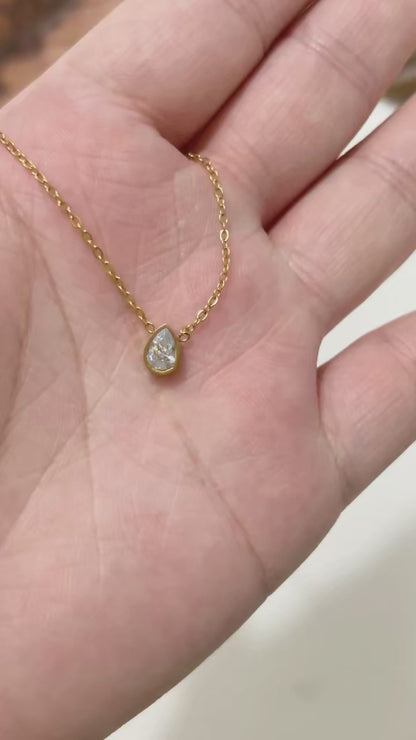 Minimal Gold Teardrop Necklace for Women | Dainty Gold Pendant Necklace | Everyday Elegant Jewelry Gift
